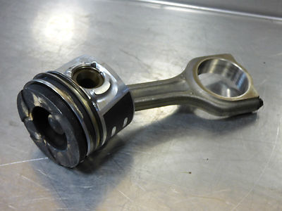 Kolben mit Pleuel Citroen Peugeot 1.6 HDi Ford 1.6 TDCI Fiat Scudo1.6 D 9H01 – Produktansicht 1