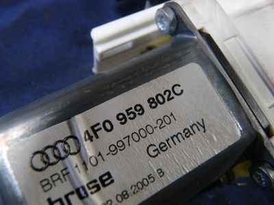 AUDI A6 4F 2.7 TDI V6 Bj.2006 Hinten Rechts 4F0959802C ORIGINAL gebraucht - Fensterhebermotor – Produktansicht 3
