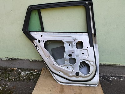 OPEL INSIGNIA COMBI Tür hinten links Z176 Argonsilber ohne anbauteile o. delle – Produktansicht 5