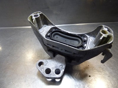 Opel Astra J Sports Tourer 1.7 CDTI Motorhalter rechts 13347450 – Produktansicht 2