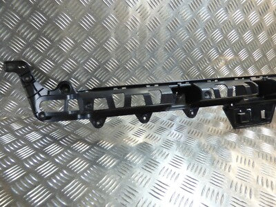 JEEP COMPASS II 2021 Orig. MOPAR Halter für hintere Stoßstange mitte 68244459AB – Produktansicht 2