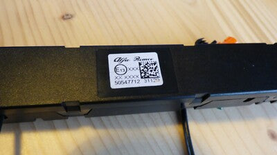 Alfa Romeo Stelvio Q4 2021 Antenne Werstärker Steuergerät 50547712 – Produktansicht 2