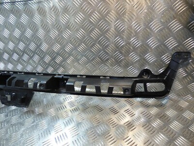 JEEP COMPASS II 2021 Orig. MOPAR Halter für hintere Stoßstange mitte 68244459AB – Produktansicht 3