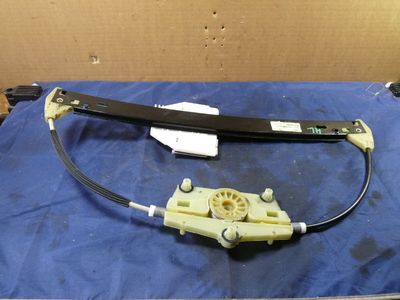 AUDI A6 4F 2.7 TDI S-Line Bj.2008 ohne Motor hinten l. 4F0839461B ORIGINAL gebraucht - Fensterheber – Produktansicht 1