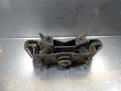 Mitsubishi L200 2.5 DiD Motorhalter – Produktansicht 2