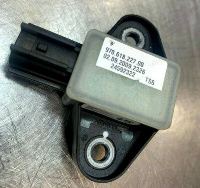Porsche Panamera 970 Original Crash Sensor 97061822700 Impact Sensor Vorne L = R – Produktansicht 1