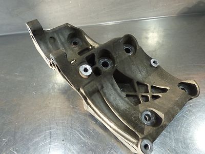 Opel Insignia 2.0 CDTI -- Halter Klimakompressor ORIGINAL gebraucht - 55562863 – Produktansicht 1