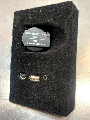Porsche Panamera 970 Adapter USB ORIGINAL gebraucht - AUDIO ORIGINAL gebraucht - 12V schwarz ORIGINAL… – Produktansicht 1