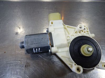 Ford Mondeo IV Fensterhebermotor hinten links 6M2114553B / 6M21-14553-B ORIGINAL gebraucht - Titanium – Produktansicht 1