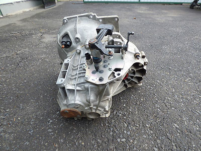 Ford Focus 1.6 TDCI 9M5R 7002 YA 90PS 88Tkm gear box c-max ORIGINAL gebraucht - Getriebe – Produktansicht 3