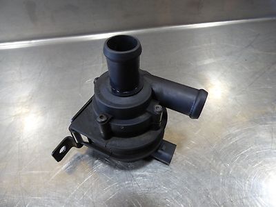 SEAT IBIZA 1.2 TSI Wasserpumpe Zusatzkühlmittelpumpe 1K0965561L / 1K0 965 561 L – Produktansicht 1