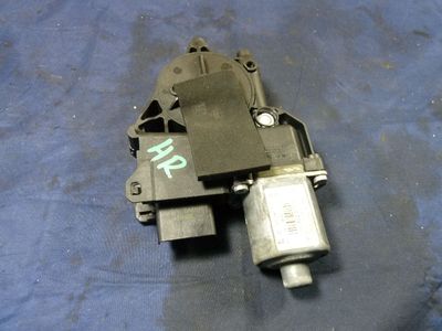 Peugeot 308 SR Bj.:2011 Fensterhebermotor hinten rechts 9659834780 / 96598347 80 – Produktansicht 2