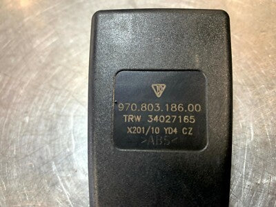 Porsche Panamera 970 Untergurt Gurtschloss hinten rechts 97080318600 – Produktansicht 3