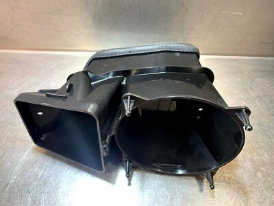 Porsche Boxster Cayman 981 Luftkanal Lufteinlass Luftführung rechts 98150465803 – Produktansicht 1