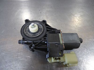 Ford Fiesta 1.0 Bj:2015 Fensterhebermotor vorne links 8A61-14A389-B – Produktansicht 2