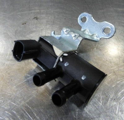 Subaru Impreza 2.0 RC Vakuumventil K5T48580 – Produktansicht 1
