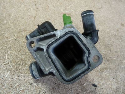 Opel Astra H 1.3 CDTI Thermostatgehäuse – Produktansicht 3