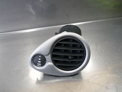 Renault Clio Bj.:2010 Luftdüse links 220410AN / 220410 AN ORIGINAL gebraucht - Initiale – Produktansicht 1