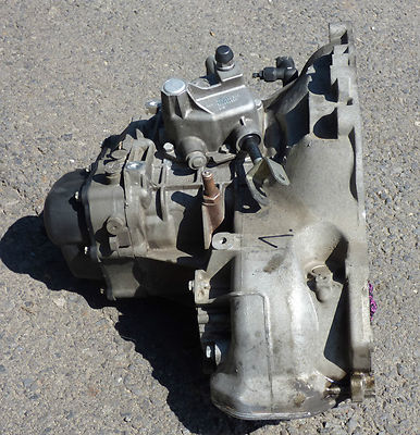 Opel Corsa D Tigra B 1.3 CDTi 5 Gang F17 W374 Z13DTJ ORIGINAL gebraucht - Getriebe – Produktansicht 2