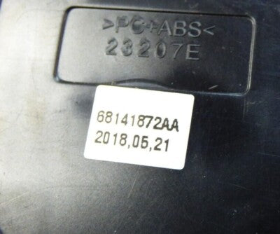 JEEP COMPASS II 2021 Steckdose Buchse Elektrik modul 230V 150W ORIGINAL gebraucht - 68141872AA – Produktansicht 2
