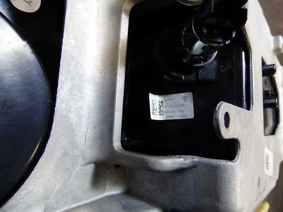 Porsche PANAMERA 970 Armlehne Mittelkonsole Getraenkehalter in Beige 97055311101 – Produktansicht 11