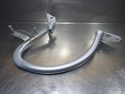 Audi A4 8K2 B8 Scharnier Klappenscharnier links 8K5827301AB ORIGINAL gebraucht - Heckklappe – Produktansicht 1