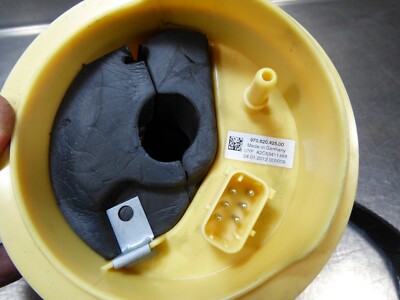 Orig. Porsche Panamera 970 Flansch Kraftstofftank 97062042500 – Produktansicht 3