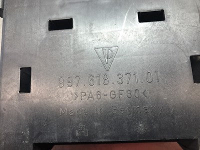 Porsche Cayman Boxster 987 997 911 Steuergerät Halter 99761837101 – Produktansicht 3