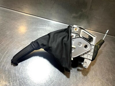 OPEL ASTRA K Handbremshebel Handbremse mit Handbremsmanschette GM 39047278 – Produktansicht 2