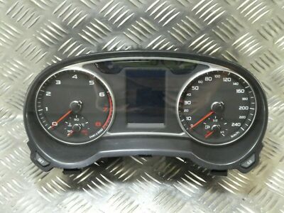 AUDI A1 8X Tacho Kombiinstrument FIS Benziner 8X0920930G Speedometer – Produktansicht 1