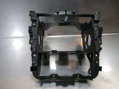 VW Golf 5 1.9 TDI KBL 1K0858005B / 1K0 858 005 B ORIGINAL gebraucht - Radioschacht – Produktansicht 1