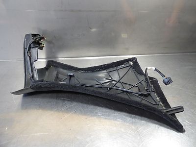 Porsche Boxster 986 2.7 Verkleidung Abdeckung B-Säule links 98655131500 – Produktansicht 2