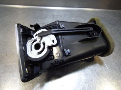 Opel Astra J Sports Tourer 1.7 CDTI ORIGINAL gebraucht - Lüftungsdüse vorne links 13420496 – Produktansicht 2