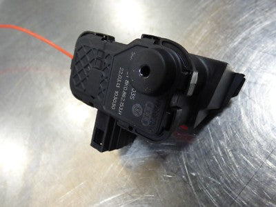 Audi A4 S4 8K A5 8T RS5 Tankentriegelung Modul 8K0862153H ORIGINAL gebraucht - Stellmotor – Produktansicht 2