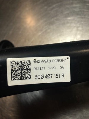 Audi A3 8V 8V1 ORIGINAL Querlenker vorne links VW SEAT SKODA. gebraucht - 5Q0407151R – Produktansicht 3