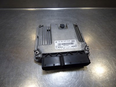 Opel Insignia 2.0 CDTI -- Motorsteuergerät 55577619 ASSY – Produktansicht 1