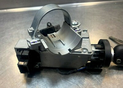 OPEL ASTRA K Zündschloß ECU Immobilizer Zündschloßhalter GM 13396112 GM 39079939 – Produktansicht 2