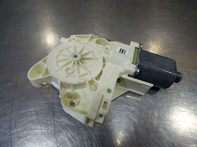 Ford Focus II 1.8 TDCI vorne rechts 4M5T-14553 ORIGINAL gebraucht - Fensterhebermotor – Produktansicht 2