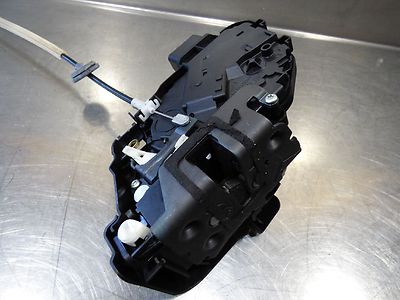 Ford Focus II 1.8 TDCI Türschloss hinten links 4M5A-R26413EE – Produktansicht 2