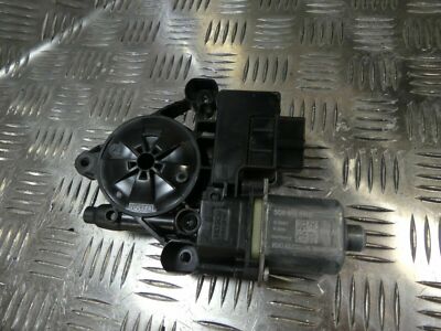 Skoda Octavia 3 5E 5E5 2018 hinten links 5Q0959811E ORIGINAL gebraucht - Fensterhebermotor – Produktansicht 2