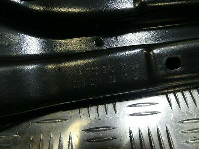 Mercedes-Benz W213 W205 CDI Getriebehalter Getriebeträger A2132401302 – Produktansicht 3