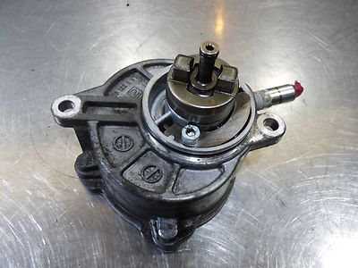 Mercedes Sprinter 211 CDI Vakuumpumpe A64623003 – Produktansicht 1