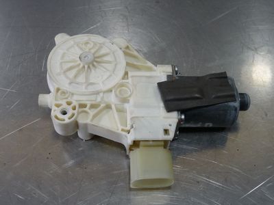 Ford Galaxy III 2.0 TDCi Fensterhebermotor hinten rechts 0130822287 – Produktansicht 2