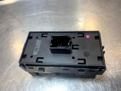 OPEL ASTRA K Fensterheberschalter Schalter Fensterheber vorne links GM 13408458 – Produktansicht 2