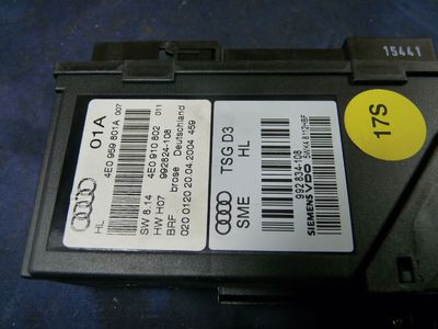 Audi A8 3.0 TDI V6 Quattro Bj.:2008 hinten links 4E1910802 ORIGINAL gebraucht - Fensterhebermotor – Produktansicht 3