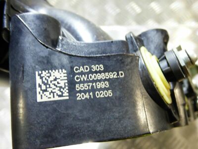 Opel Insignia 2.0 CDTI Ansaugkrümmer mit Ladedrucksensor ORIGINAL gebraucht - 55571993 – Produktansicht 3