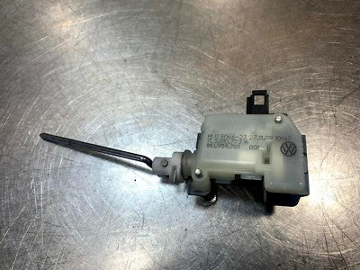 Porsche Panamera 970 4S GTS TURBO Stellmotor Tankdeckel 7L5810773A 1M0959781 – Produktansicht 1
