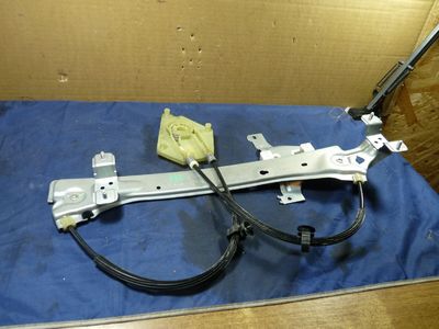 Renault Megane III Bj.:2009 Fensterheber hinten links 827210003R / 968716101 – Produktansicht 1
