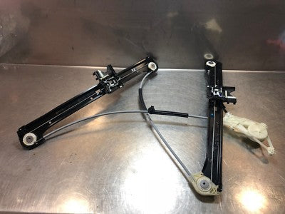 Audi A3 8V 8V1 Fensterheber Scheibe Heber Fenster Vorne Links VR 8V4837461 – Produktansicht 1