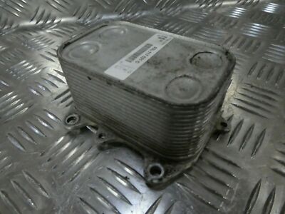 Original VW Transporter T5 T6 2.0 TDI CAA Ölkühler 03L117021C / 03L 117 021 C – Produktansicht 1
